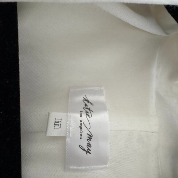 Katie May Boss Lady Cape Sleeves Mini Dress Ivory Padded Shoulders Sz Medium - Picture 3 of 12